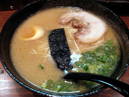 讃岐とんこつラーメン一輝