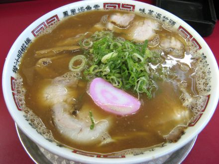 丸高中華そば 神戸二宮店