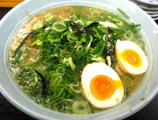 ラーメンつぼ・ラーメン