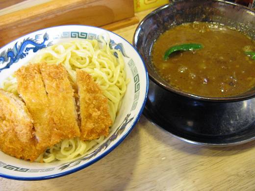 カツカレーつけ麺・マハラジャ