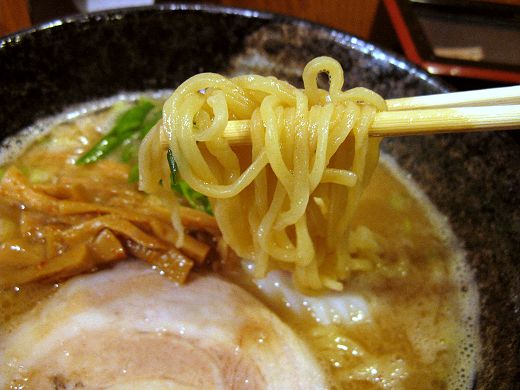 麺やよかにせ