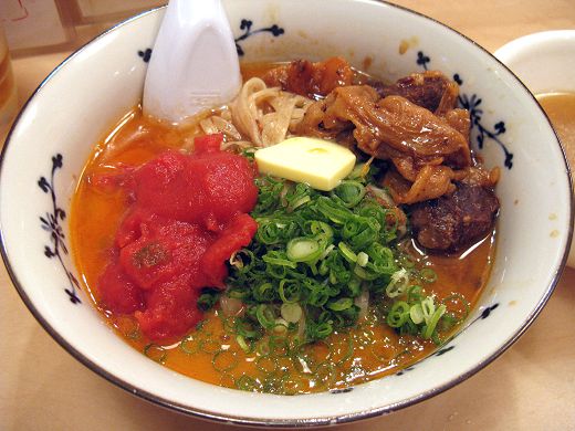 神戸ぼっかけ和え麺トマトスペシャル
