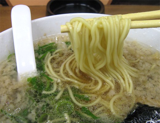 醤油ラーメンなら藤崎奈々子 宝塚店
