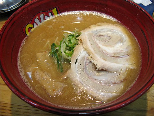 ラーメンガッツン 南草津本店