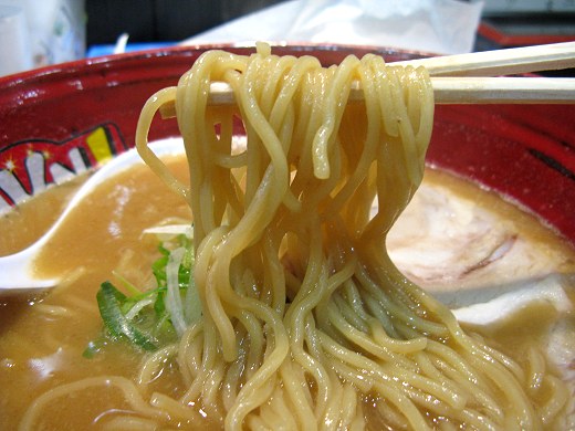 ラーメンガッツン 南草津本店