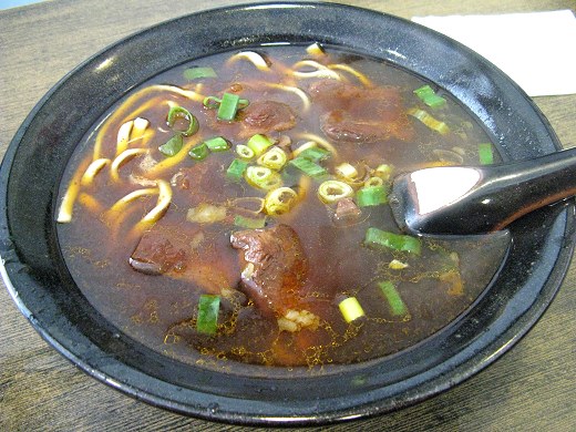 川味張媽媽牛肉麺