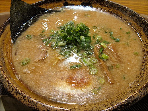 越後秘蔵麺 無尽蔵 ココエあまがさき店