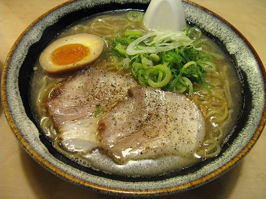 みなとや『醤油ラーメン』