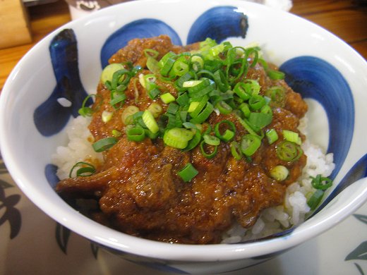 すっぽんらーめん太尊『醤油らーめん+マルカラ&どて丼』