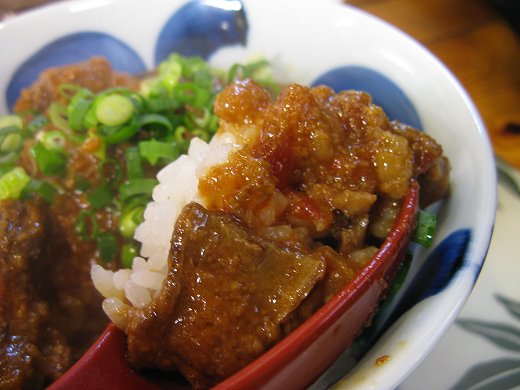 すっぽんらーめん太尊『醤油らーめん+マルカラ&どて丼』