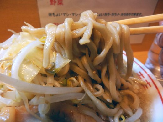 ドカ盛マッチョ 三ノ宮店
