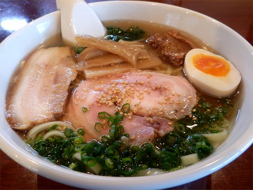 琉球ラーメン虎