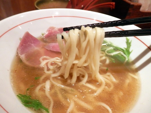 �K���̃p�b�`���ˏ�