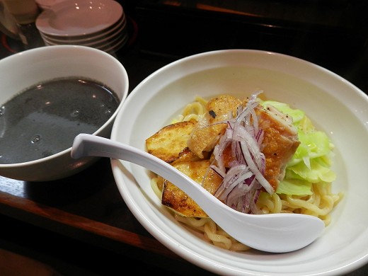 尼龍