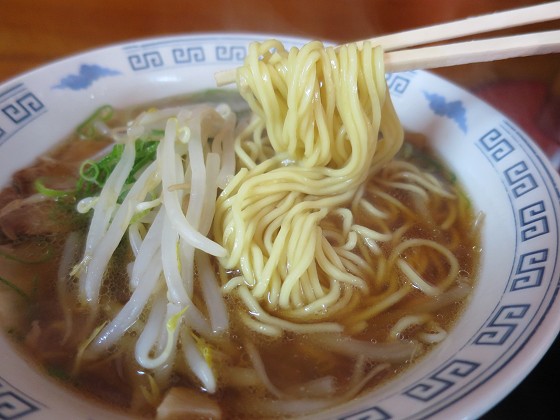 らーめん処さんかく
