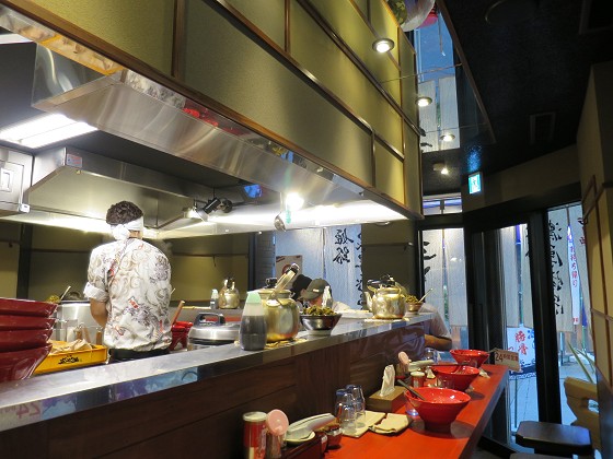 ラー麺 ずんどう屋 梅田店