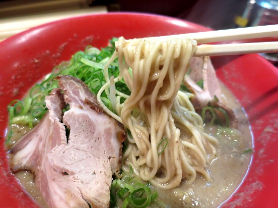 咆