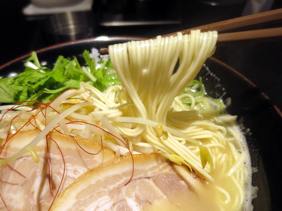 麺屋らうめん 尼崎店
