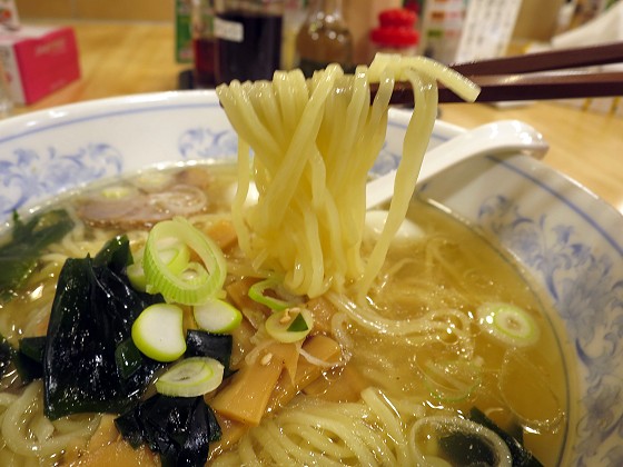 ぎょうざの満洲 阪神杭瀬駅店