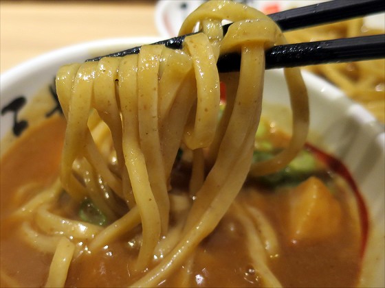 三豊麺 生田店