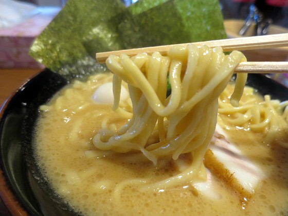 三ノ宮商店マックス