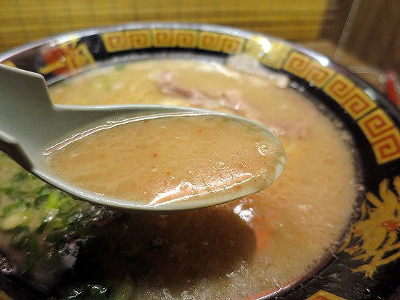 一蘭 三宮店