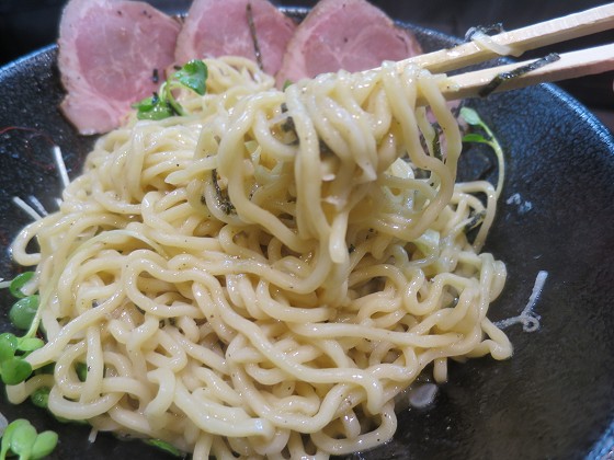 拉麺水輝