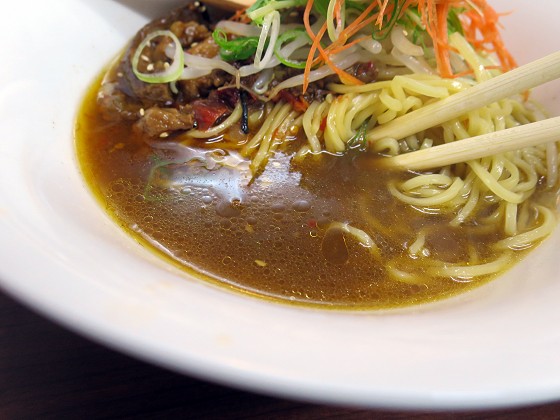 台湾牛肉麺 群ちゃん