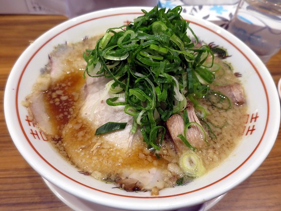 背脂醤油中華そば太陽