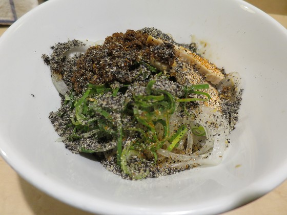 ラーメンみなとや『汁無し担々麺』と『あっさりラーメン』