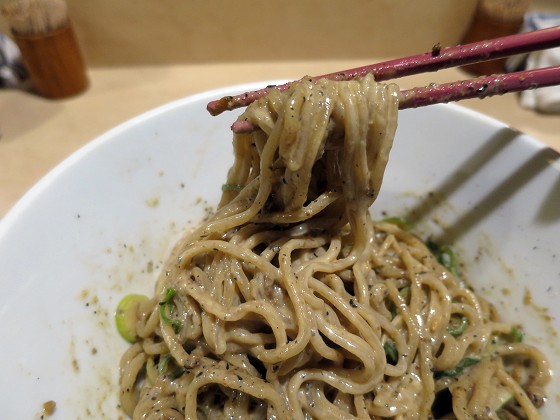 ラーメンみなとや『汁無し担々麺』と『あっさりラーメン』