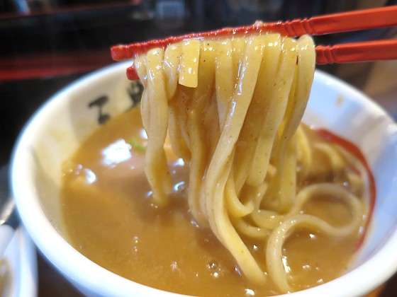 三豊麺 岡本店