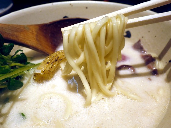 牛骨ら〜めん ぶっこ志