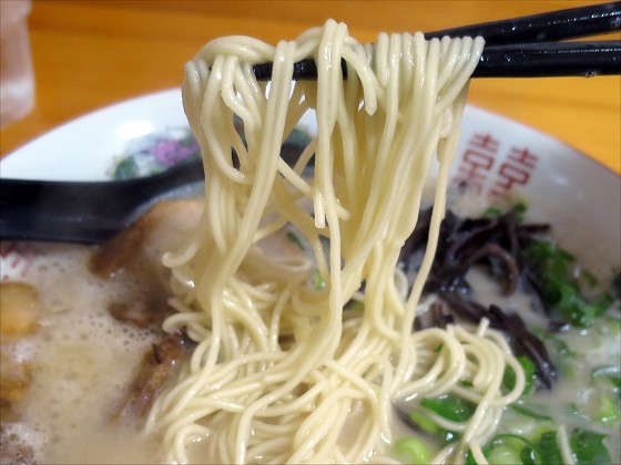 鷹多花