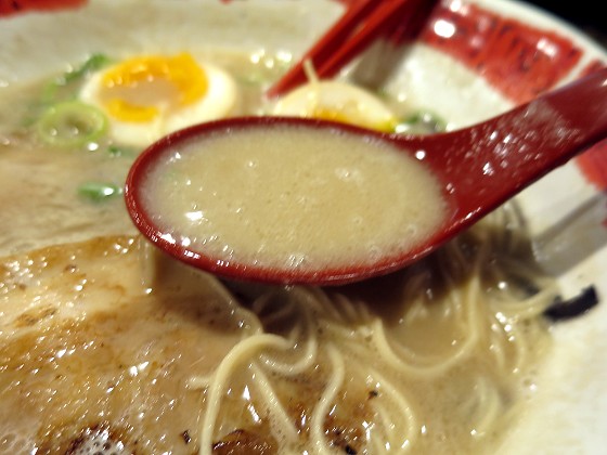 濃厚豚骨ラーメン弦流