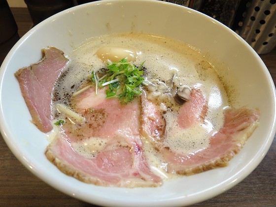 麺〜leads〜なかの