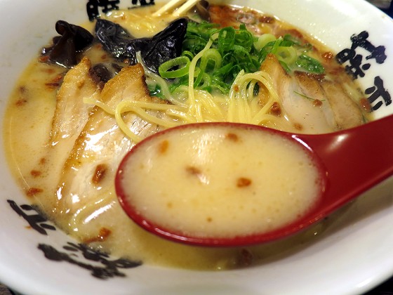らー麺藤平 西昆陽店