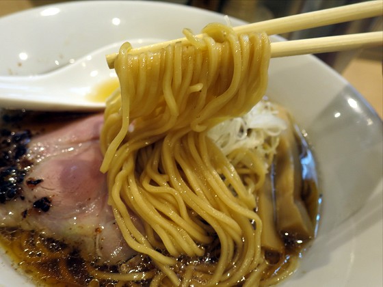 燃えよ麺助