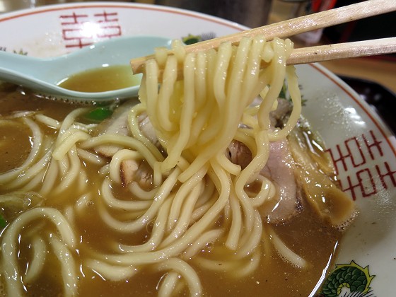 長尾中華そば阪神百貨店特設店