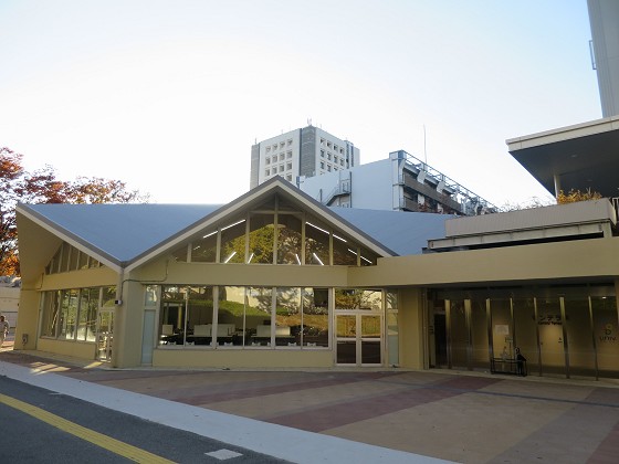 大阪大学吹田福利会館学生食堂ファミール