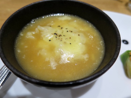 フレンチシェフのラーメンくろす