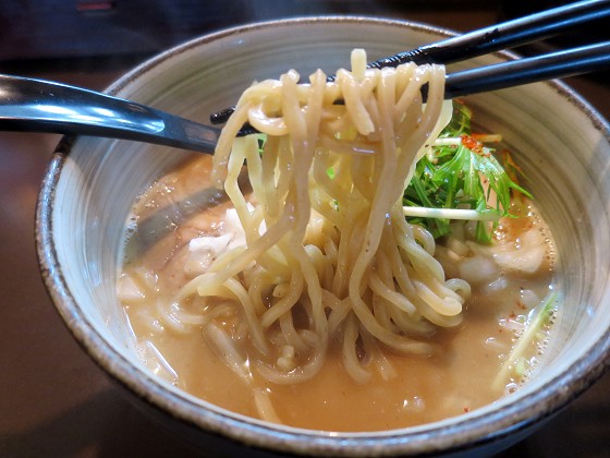 麺処と市