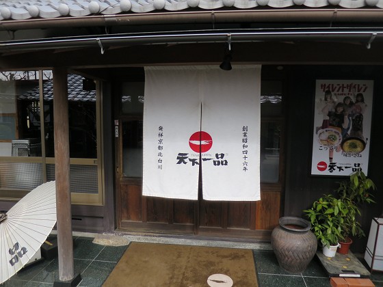 Vi 㒩{X