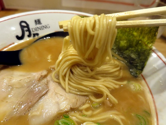 月乃家 六十谷店