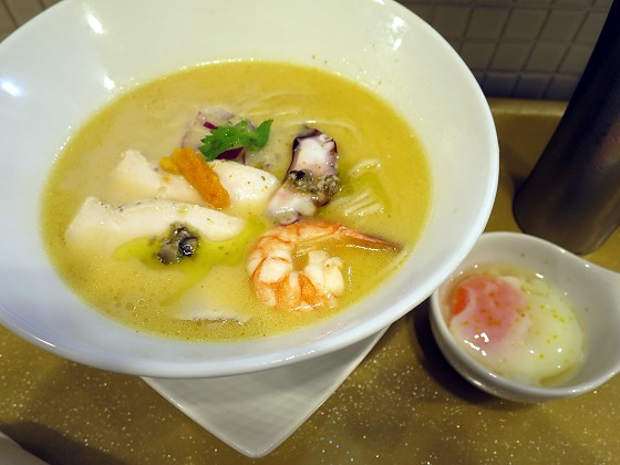 麺や徳川吉成