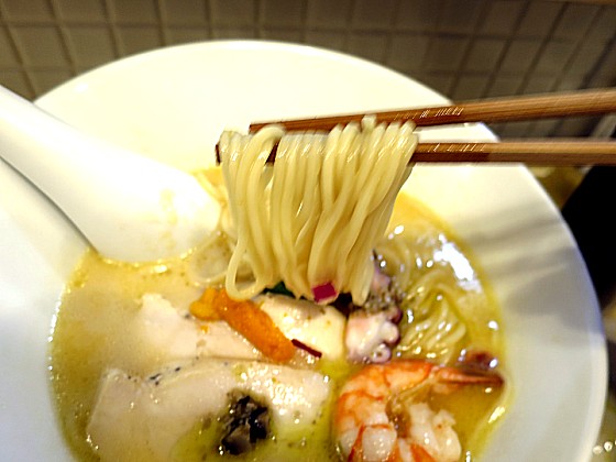 麺や徳川吉成