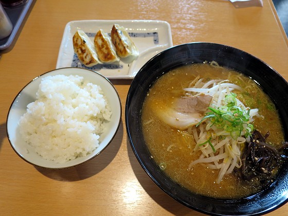 らーめん・定食 幸楽堂