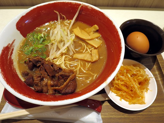 徳島ラーメン麺王 西宮ガーデンズ店