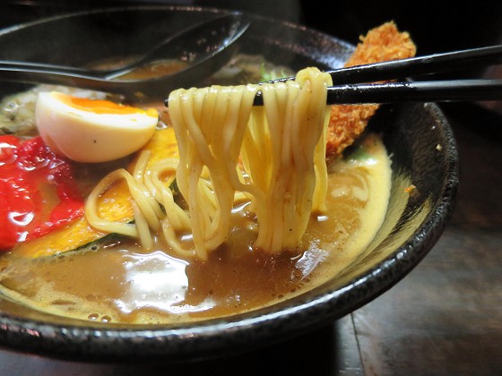 尼龍『カレーラーメン』
