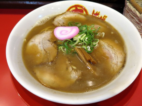 丸高中華そば県庁前店